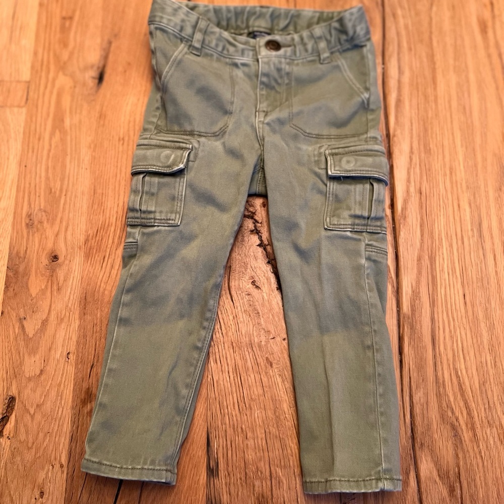 baby GAP. Size 2T (girls). Sage/army green cargo skinny denim pants.
